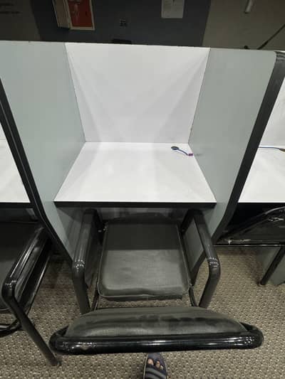 Quick Sale! Used Office Cubicle – Clean & well-built