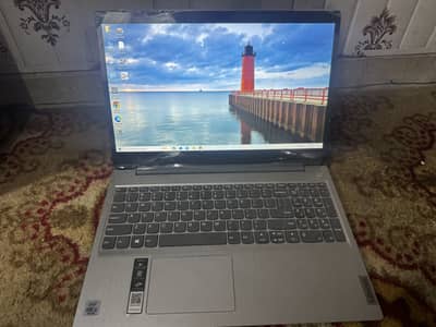 Lenovo Ideapad 3