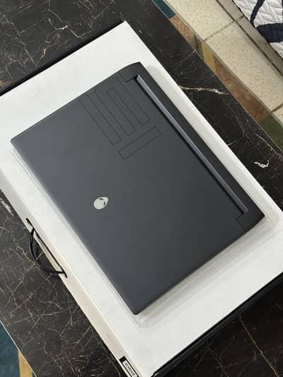 Dell Alienware M15 R7/i7 12700H/RTX 3070ti/DDR5 16gb Ram/Gaming Laptop