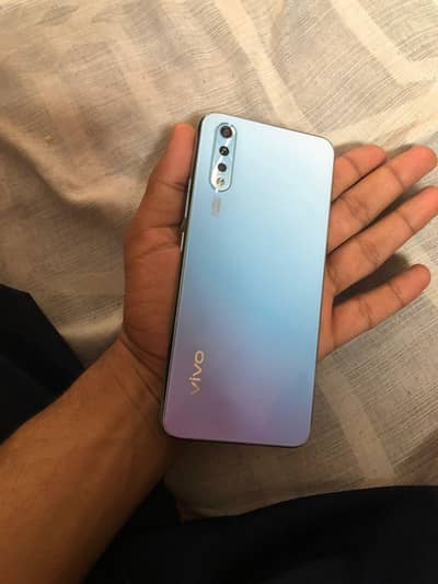 vivo s1
