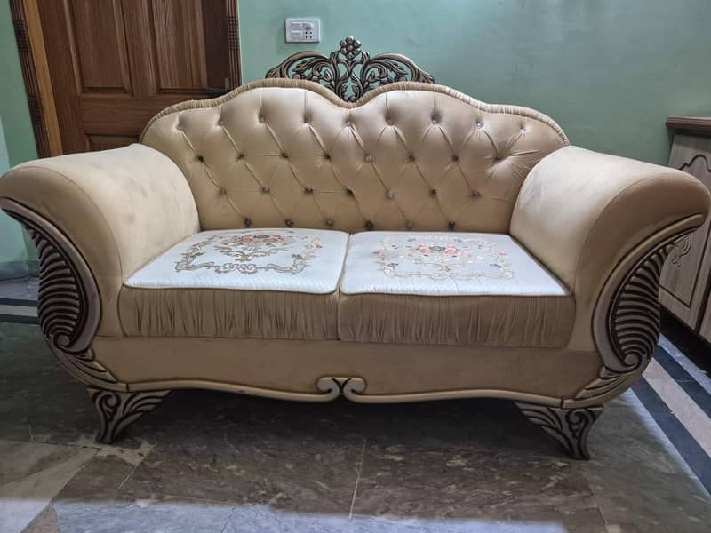Luxury 3+1+2 Sofa Set | Royal Design | 10/10 Condition | Premium 1