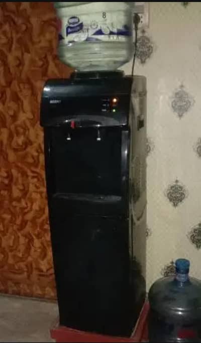 Water Dispenser