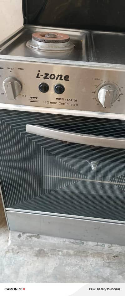 25000 I zone stove and backing oven for selling 10 by 9 condition