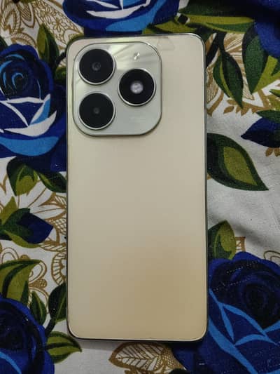 Tecno spark 20 8+8 128 gb