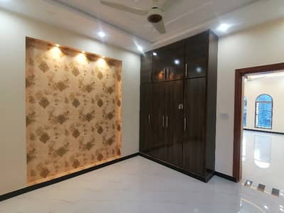 10 Marla House In LDA Avenue