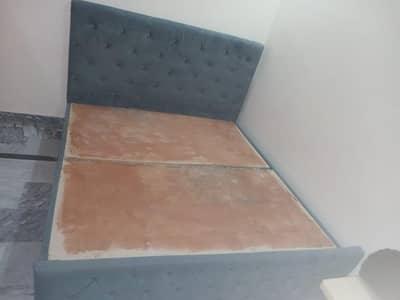 bed size 6*6 Going cheap