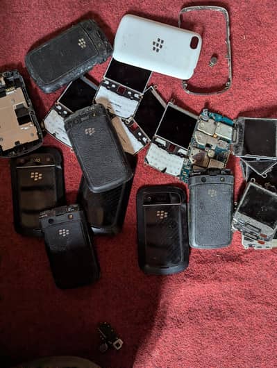BlackBerry Mobile Spare Parts & Genuine Batteries Available