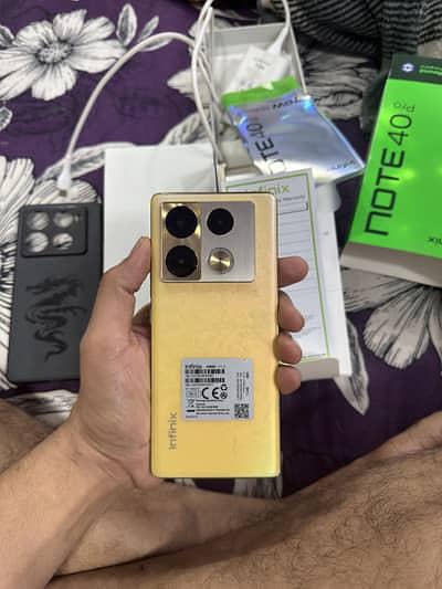 INFINIX NOTE 40 PRO 0