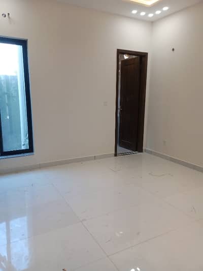 5 Marla Portion Available For Rent In Formanites Housing Scheme Lahore Near DHA Phase 5 And Ring Road All Most Brand New Portion