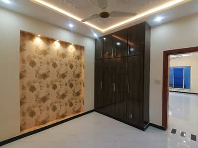 Ideally Located Lower Portion For Rent In Gulshan-E-Ravi - Block A Available