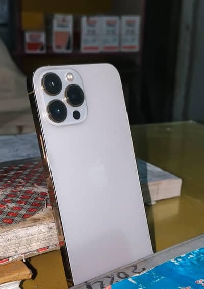 13 pro max Non pta 10/10 condition