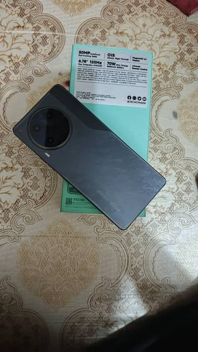 Tecno Camon 30 full box in warranty 10/10