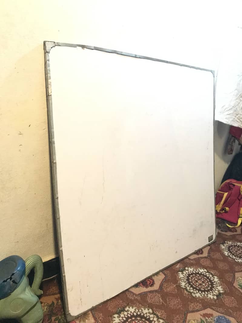 White board 0