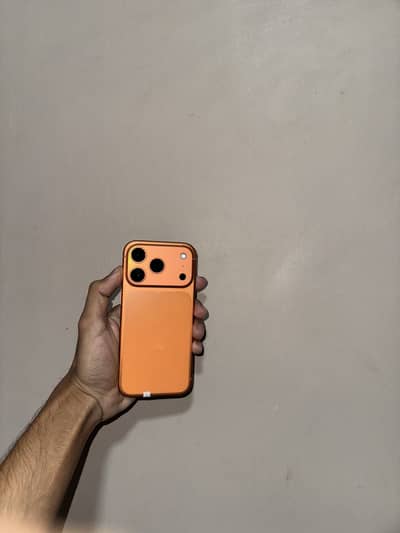 iPhone 17 pro Orange JV
