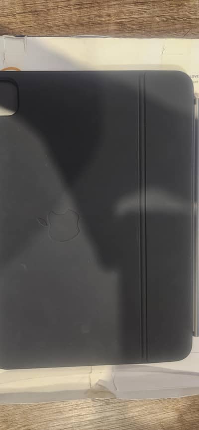 Apple Magic Key Board  for iPad 11" in 03458433622