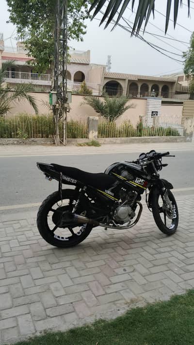 Yamaha Ybr g 2022 model