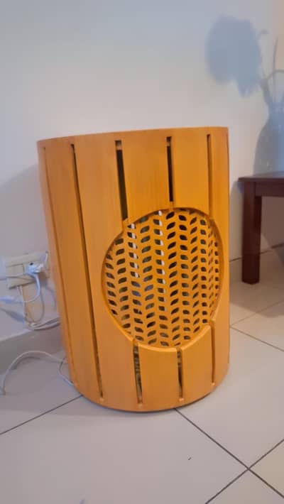 Round Floor Coffee Table / Lamp