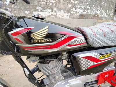 Honda cg 125 2024. model 0/3/04/0/7/77/2/15