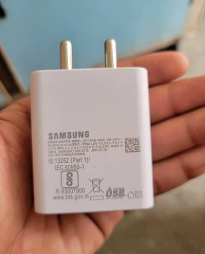 Samsung 25w Super Fast Charger