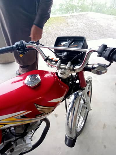 25 model good condition