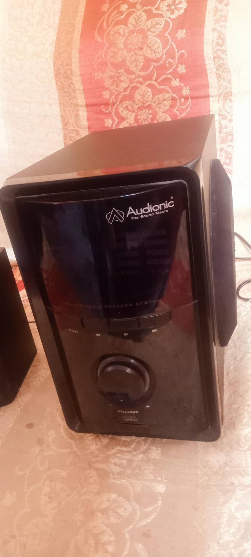Audionic speaker 7