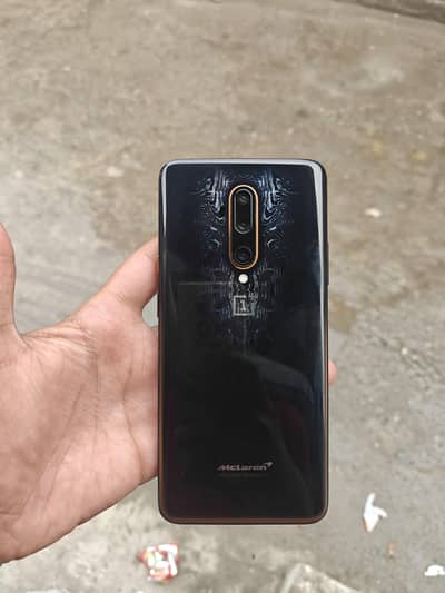 1 One plus 7 t pro McLaren