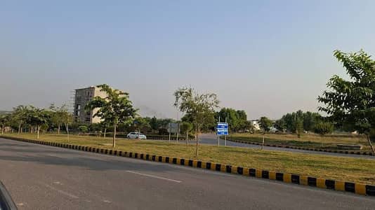 Dha phase 6 CCA2 Commercial top location Corner for sale