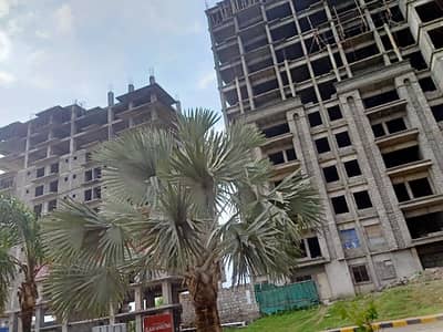 prime plot for sale in B-17 MPCHS. Ready for construction.