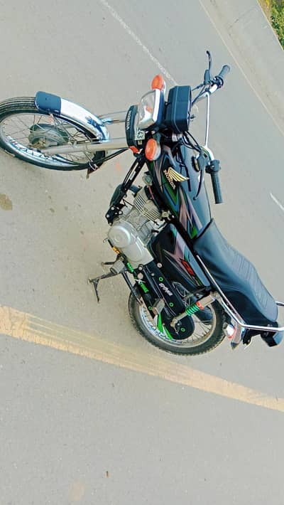 CG 125 Black Honda 2023 mode