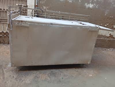 Heavy Duty Metal Storage Box