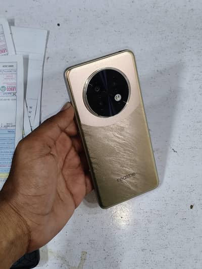 Realme 13 plus 12/256 in warranty