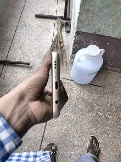 LG v60 thinq for sale