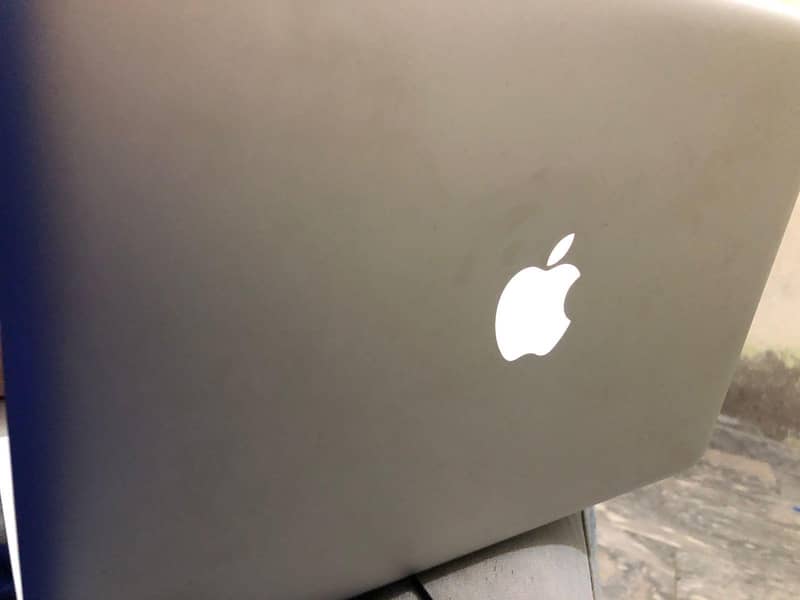 MacBook Pro 2012 0
