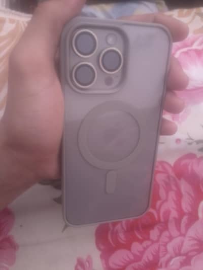 i phone 15 pro max natural taitaniuam coulorwith box