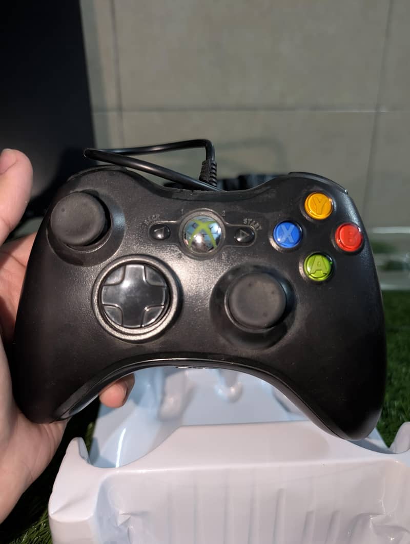 Xbox 360 controller 2