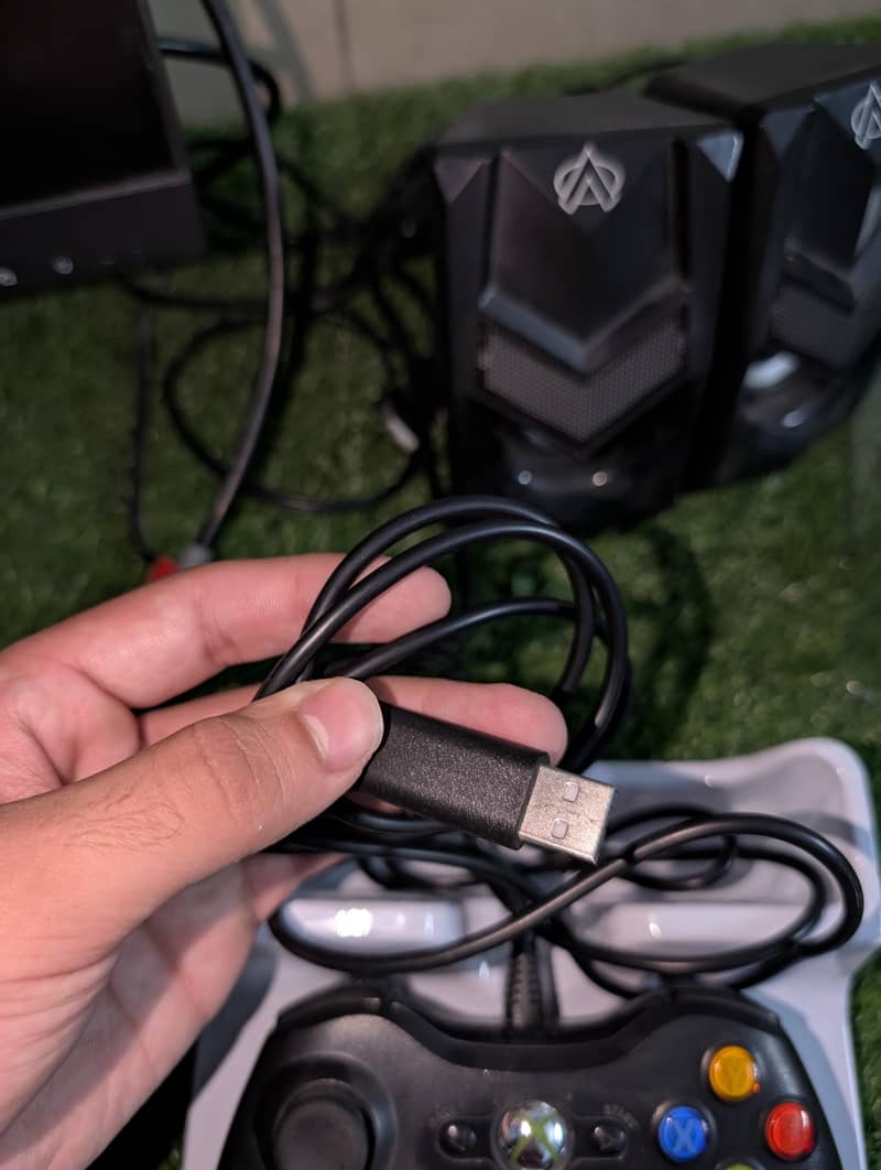 Xbox 360 controller 5