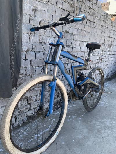 Used cycle in very good condition only 15k