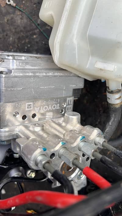 Hybrid Battery & Abs unit - Aqua Prius Axio Fielder Camry Lexus RS450H