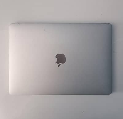 MacBook Air M1 | 8GB RAM 256GB SSD | 10/10 Condition Laminated
