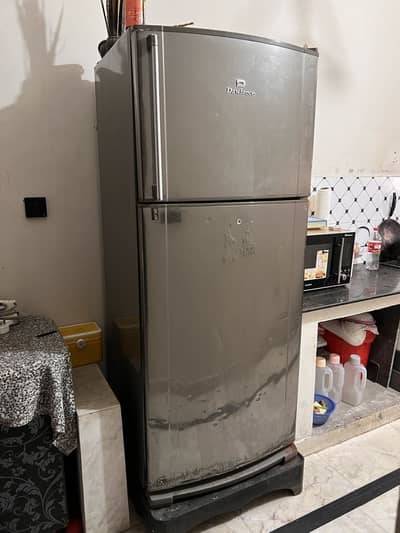 Dawlance fridge large size