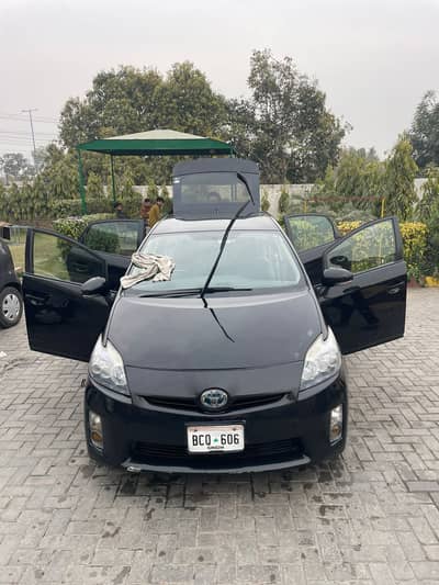 TOYOTA PRIUS G PACKAGE 2011 MODEL