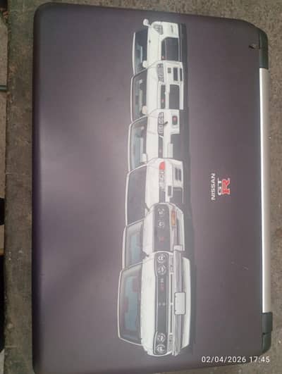 touch and type ssd 128 gb or 500gb hard on-line or editing ky liye bes