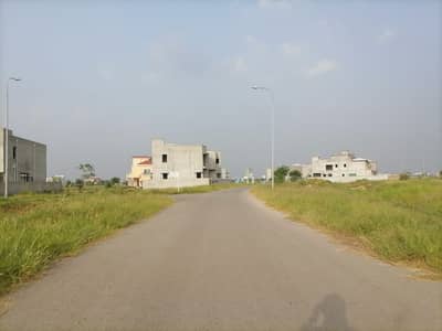 1 Kanal Good Location Plot For Sale Dha Phase 8 Block U