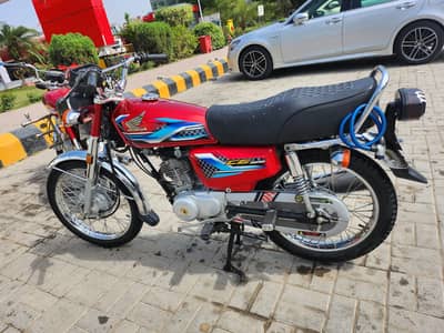Honda 125 total Original