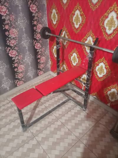 01 BENCH 3 IN 1 IN NEW CONDITION NOT USED AND 01 DUMBLE SET