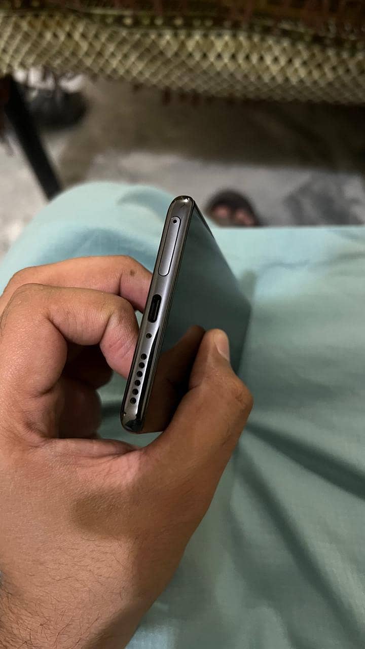 Redmi note 14 pro 4