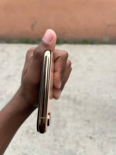 Urgent sale Xsmax non pta  srcatch less