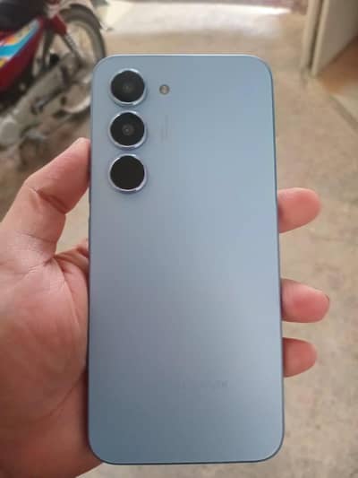 Tecno Spark 40 pro  box open