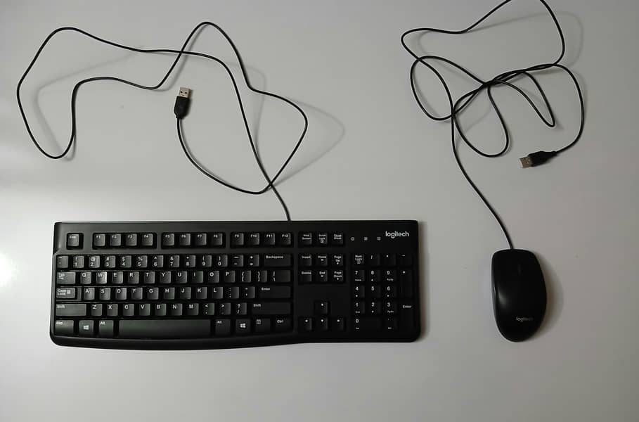 Complete Gaming Setup 4