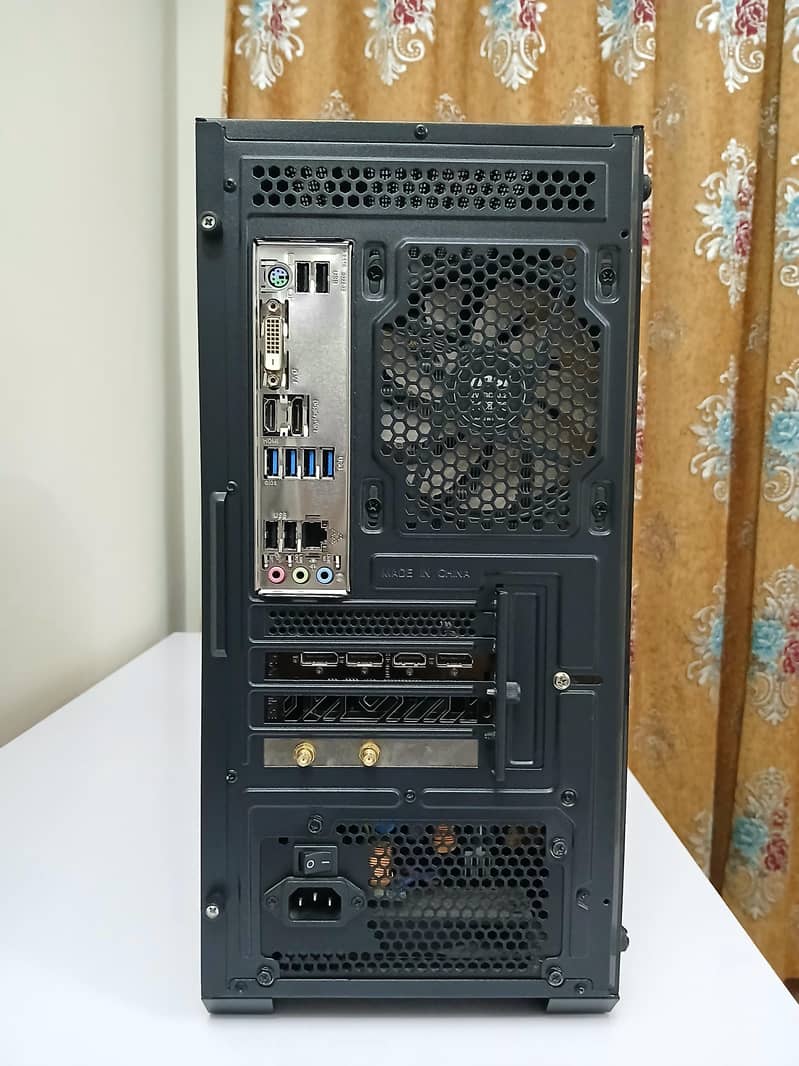 Complete Gaming Setup 10